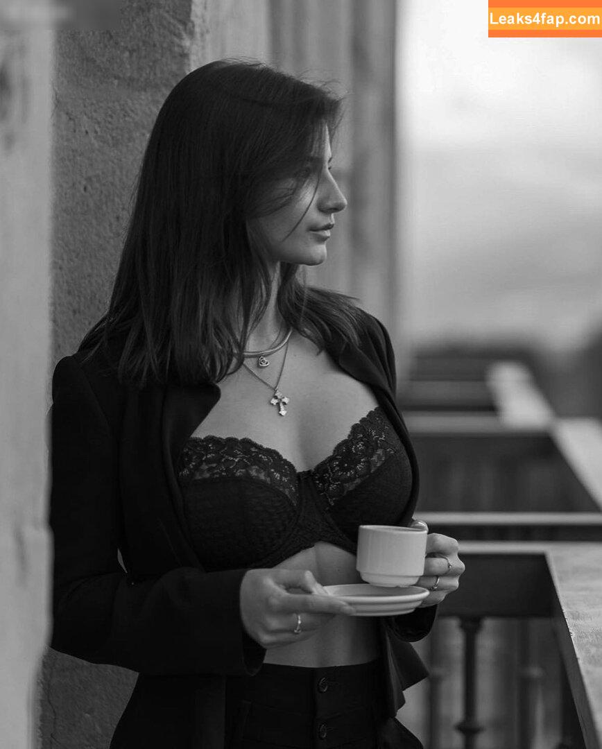 Anna Arevalo / anamile / anna.are / anna.are_ leaked photo photo #0130