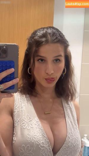 Anna Arevalo photo #0287