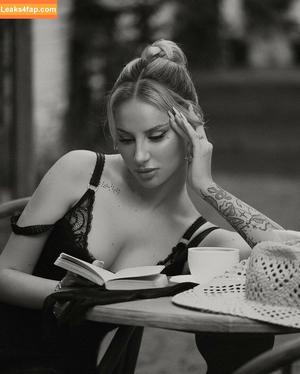 Anna Asti фото #0015