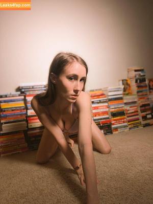 Anna Blake фото #0005