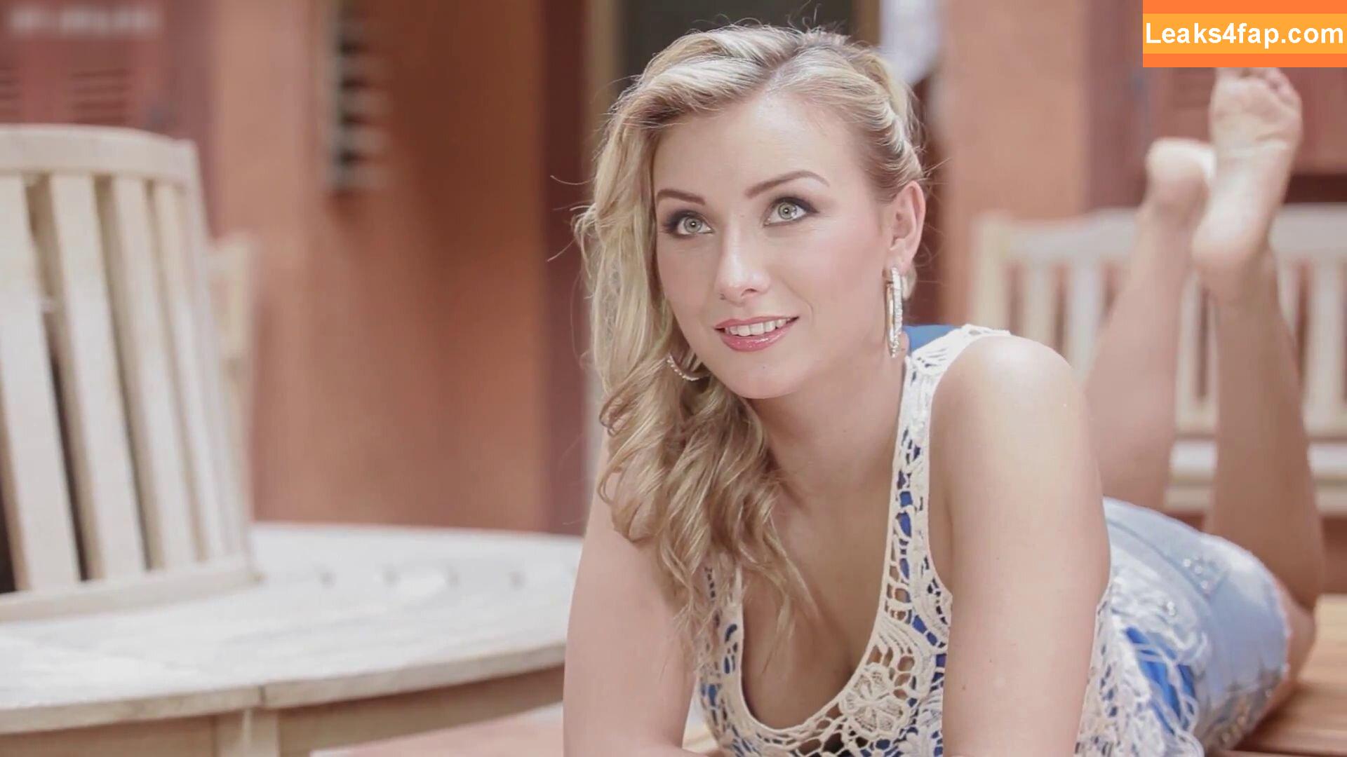 Anna-Carina Woitschack / Anna Carina Woitschack / anna.carina.woitschack leaked photo photo #0011