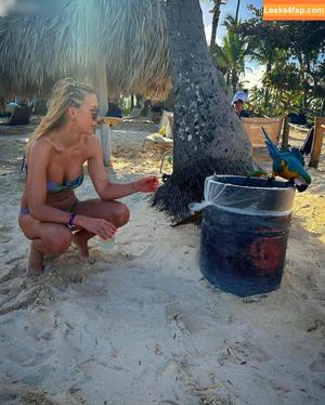 Anna-Carina Woitschack photo #0026