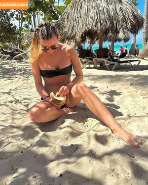 Anna-Carina Woitschack photo #0029