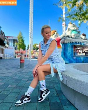 Anna-Carina Woitschack photo #0063