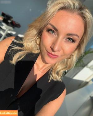 Anna-Carina Woitschack photo #0068