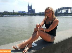 Anna-Carina Woitschack photo #0071