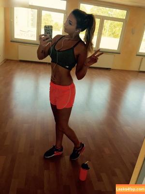 Anna-Carina Woitschack photo #0094