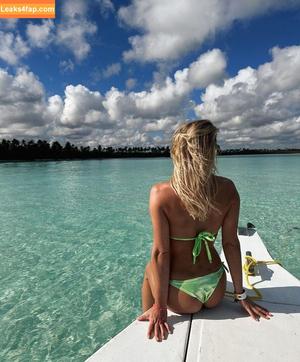 Anna-Carina Woitschack photo #0121