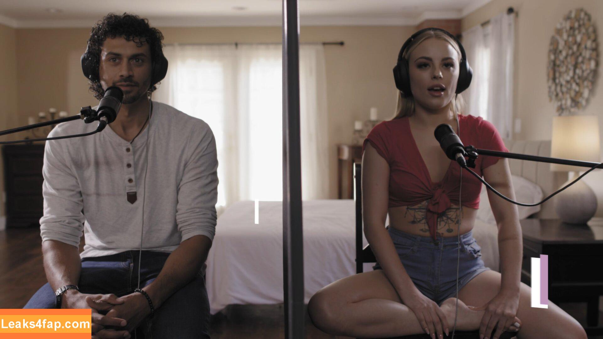 Anna Claire Clouds / annaclairecloud / annaclairecloudstv leaked photo photo #0287