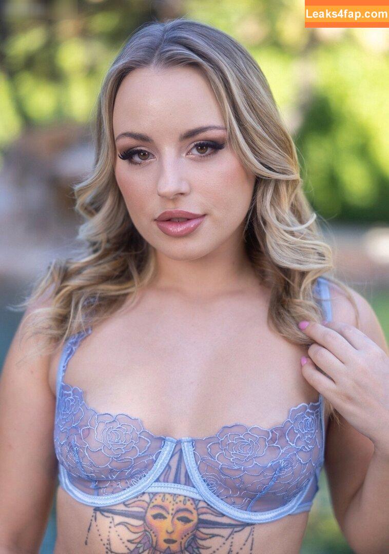 Anna Claire Clouds / annaclairecloud / annaclairecloudstv leaked photo photo #0749