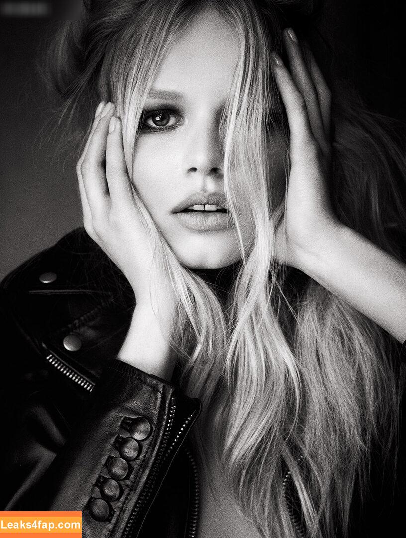 Anna Ewers / annaewers слитое фото фото #0040