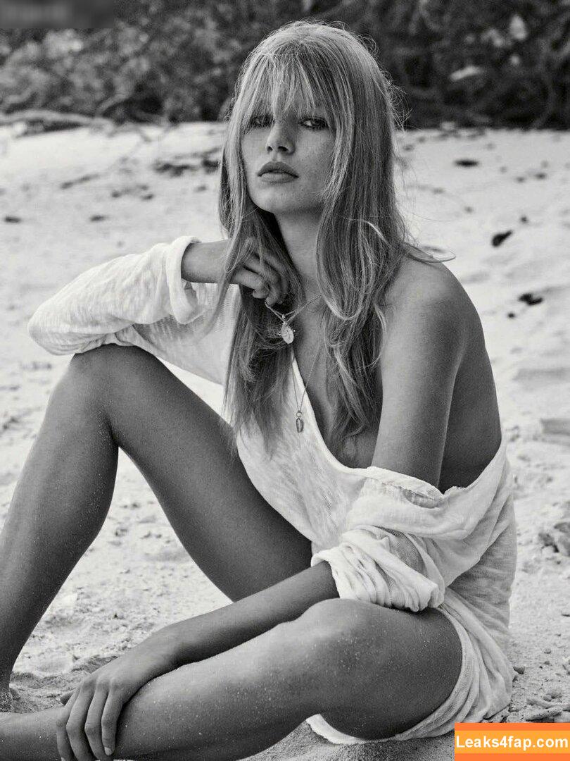 Anna Ewers / annaewers leaked photo photo #0042