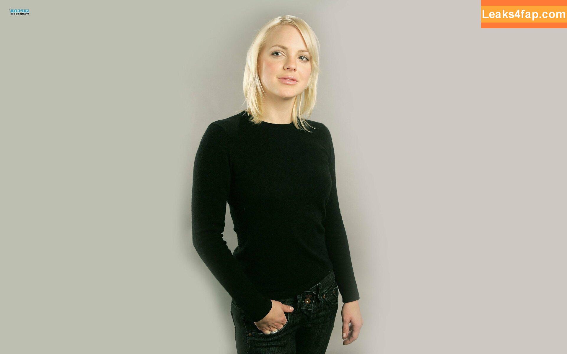 Anna Faris / annafaris слитое фото фото #0016