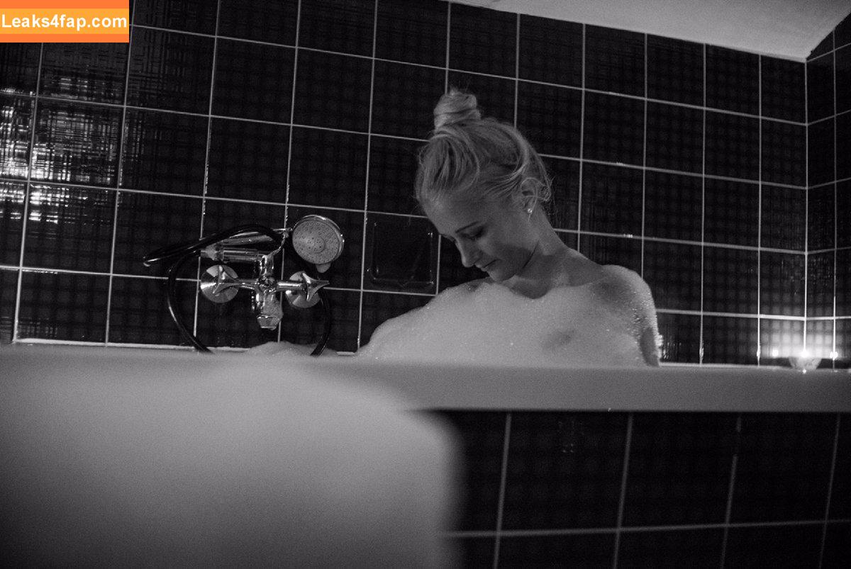 Anna Hafner / anna_hafner_ / https: leaked photo photo #0004