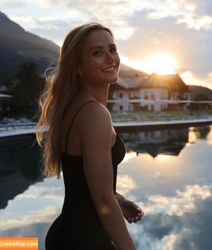 Anna Hafner photo #0075