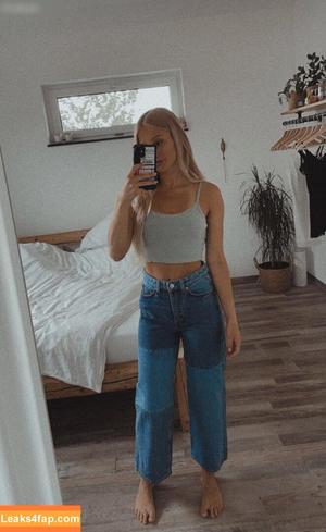 Anna Hafner photo #0151