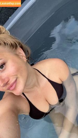 Anna Hafner photo #0292