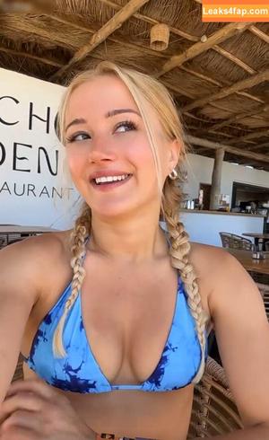 Anna Hafner photo #0326