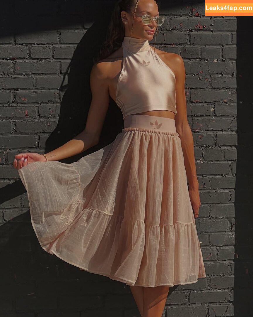 Anna Hall / annaa.hall leaked photo photo #0101