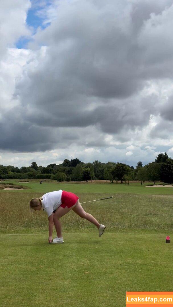 Anna Halliday / Golf with Anna / golfwithanna leaked photo photo #0003