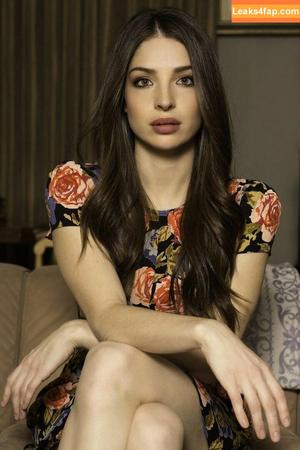 Anna Hopkins photo #0038