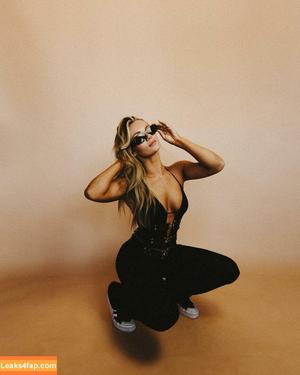 Anna Jay photo #0320