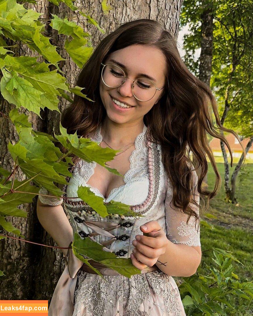 Anna Kauer / anna_kauer leaked photo photo #0024