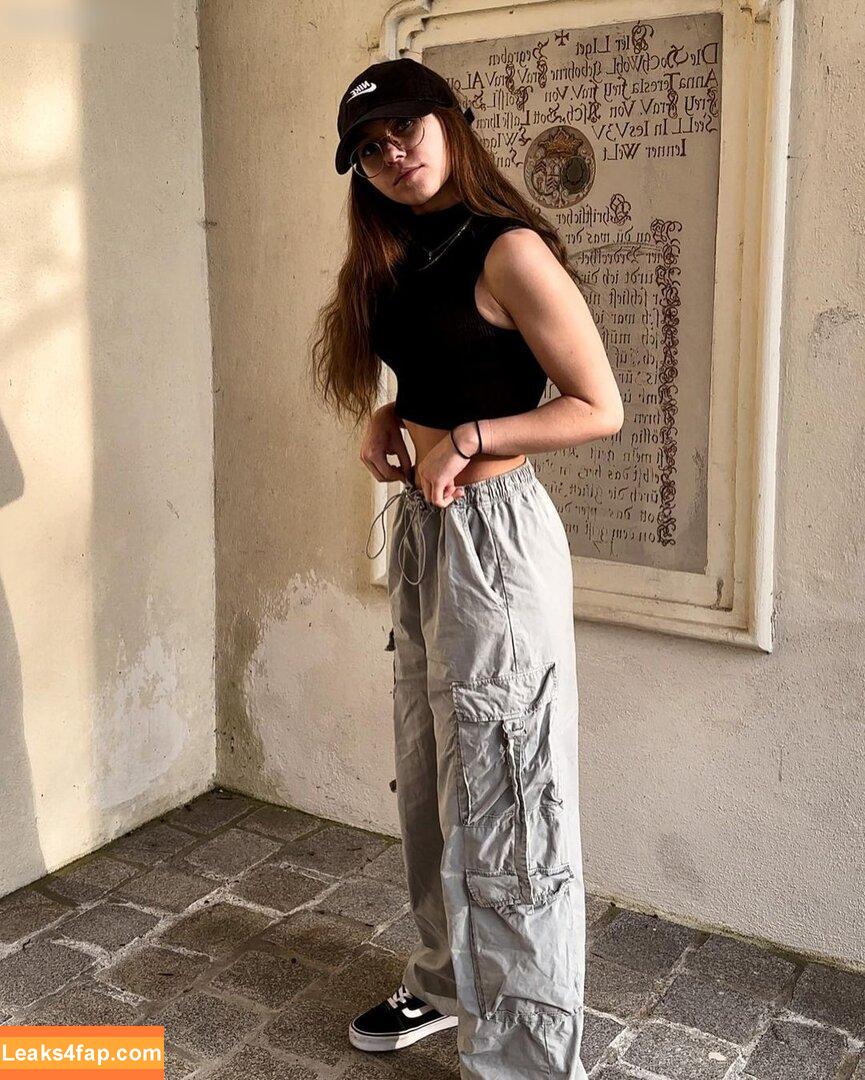 Anna Kauer / anna_kauer leaked photo photo #0094