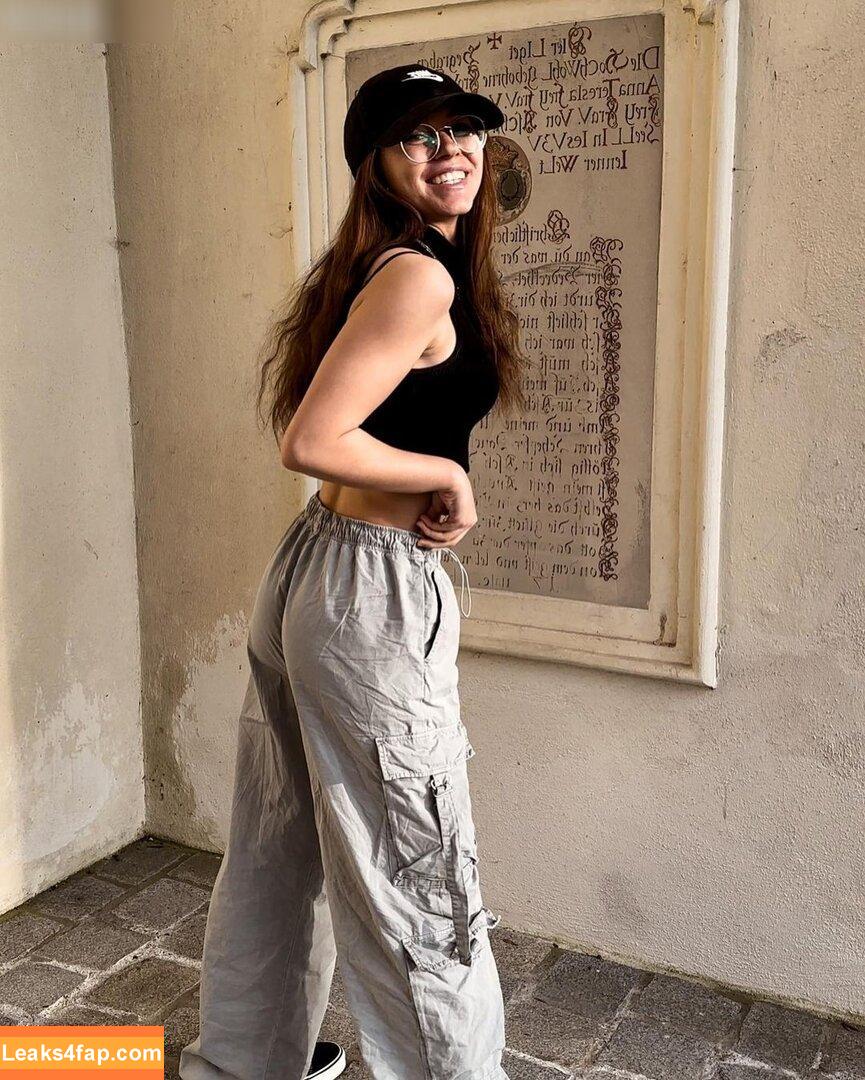 Anna Kauer / anna_kauer leaked photo photo #0096