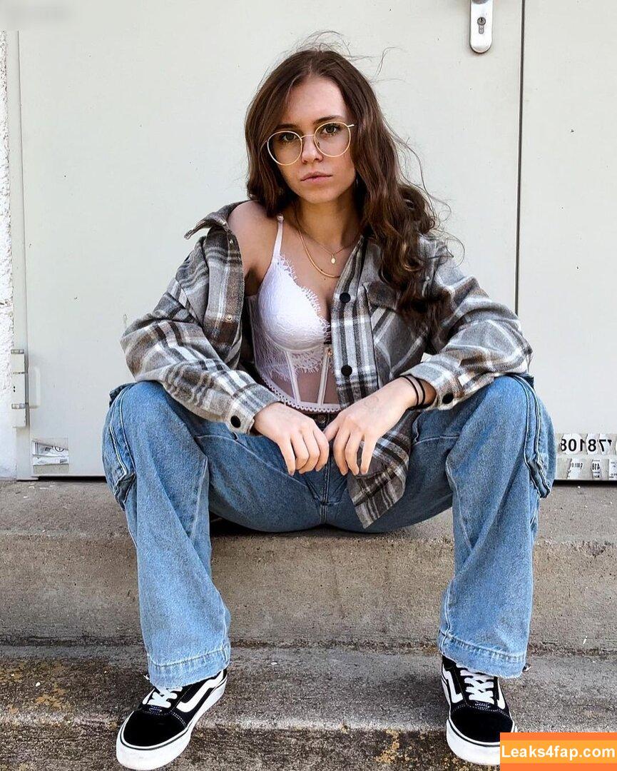 Anna Kauer / anna_kauer leaked photo photo #0103