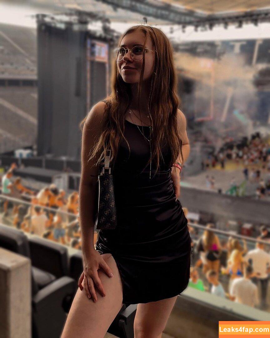 Anna Kauer / anna_kauer leaked photo photo #0149