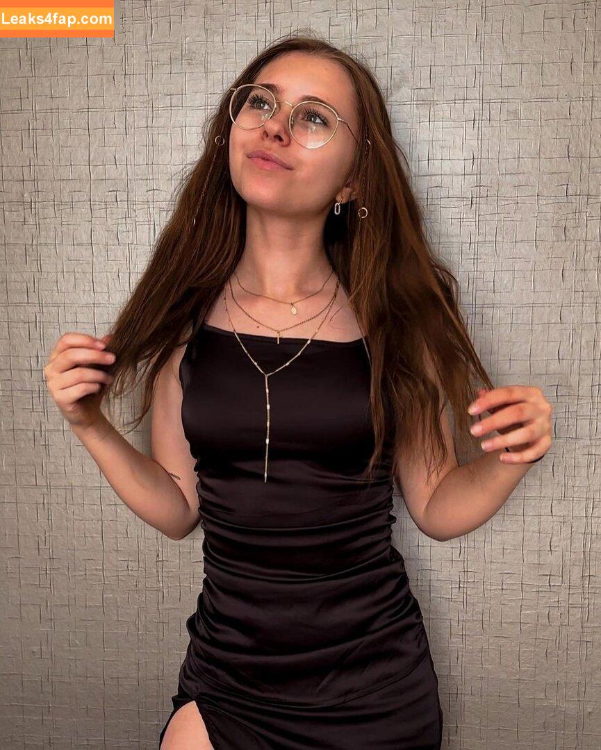 Anna Kauer / anna_kauer leaked photo photo #0172