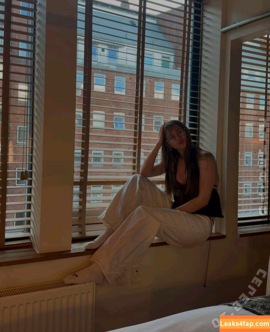 Anna Kauer / anna_kauer / anna_kauer04 leaked photo photo #0918