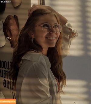 Anna Kauer photo #0071