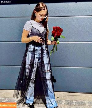 Anna Kauer photo #0077