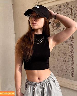 Anna Kauer photo #0092