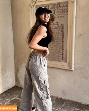 Anna Kauer photo #0096