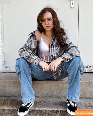 Anna Kauer photo #0103