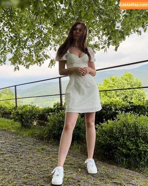 Anna Kauer photo #0124