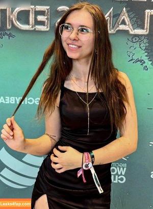 Anna Kauer photo #0134