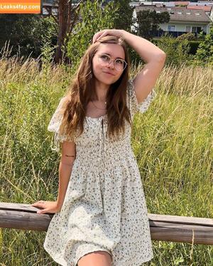 Anna Kauer photo #0152