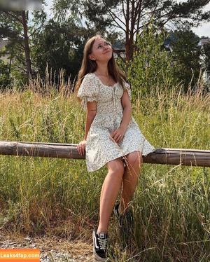 Anna Kauer photo #0154