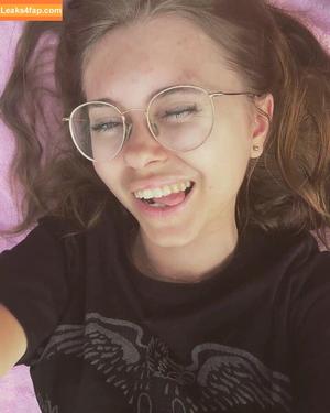 Anna Kauer photo #0170