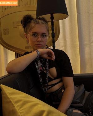 Anna Kauer photo #0184