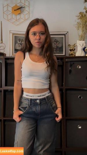 Anna Kauer photo #0194