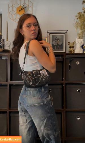 Anna Kauer photo #0196