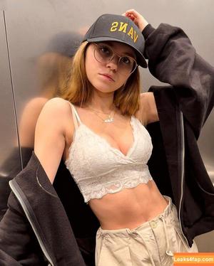 Anna Kauer photo #0203