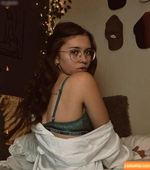 Anna Kauer photo #0245