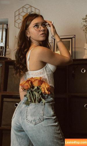 Anna Kauer photo #0254