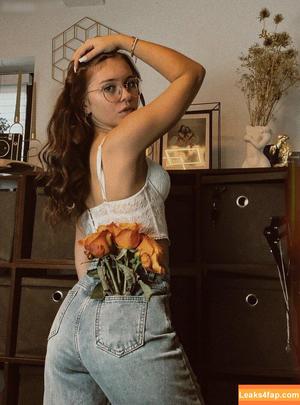 Anna Kauer photo #0256